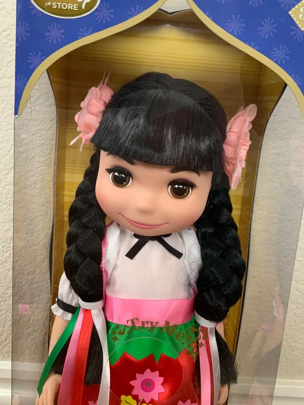 Disney Mexico “It’s a Small World” Animator’s Collection Singing Doll New in Box